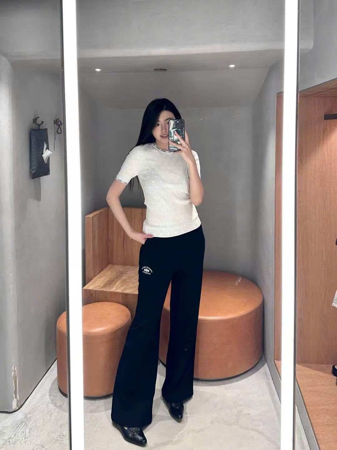 Quần nỉ Li gấp trước