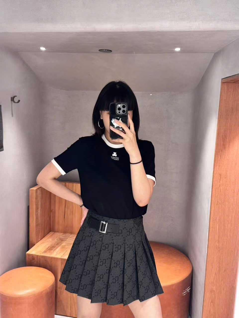 Chân váy ngắn kèm belt họa tiết thoi CC