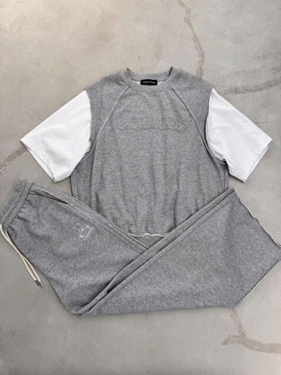 Áo thun xám tay trắng (SET)