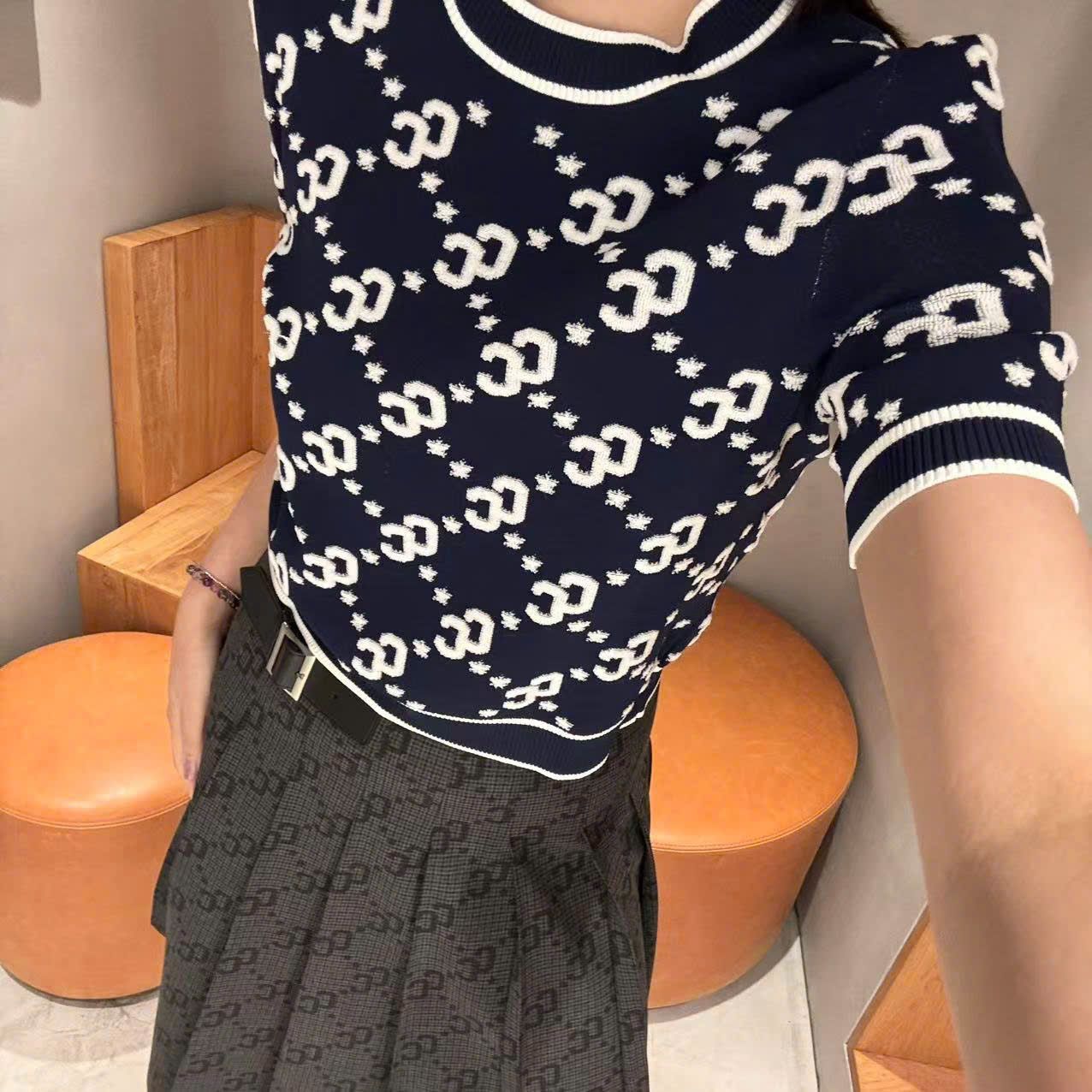 Chân váy dài kèm belt kẻ thoi CC