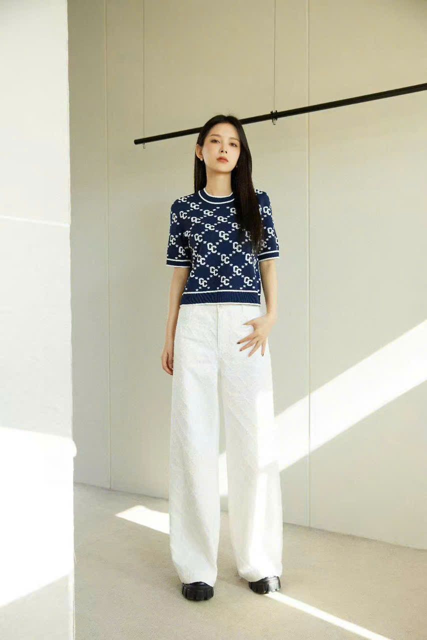 Áo len ngắn tay full logo - xanh navy