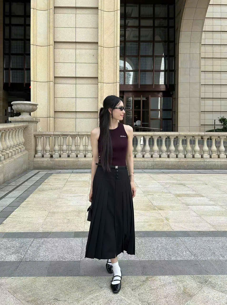 Chân váy dài xẻ tà gấu dưới