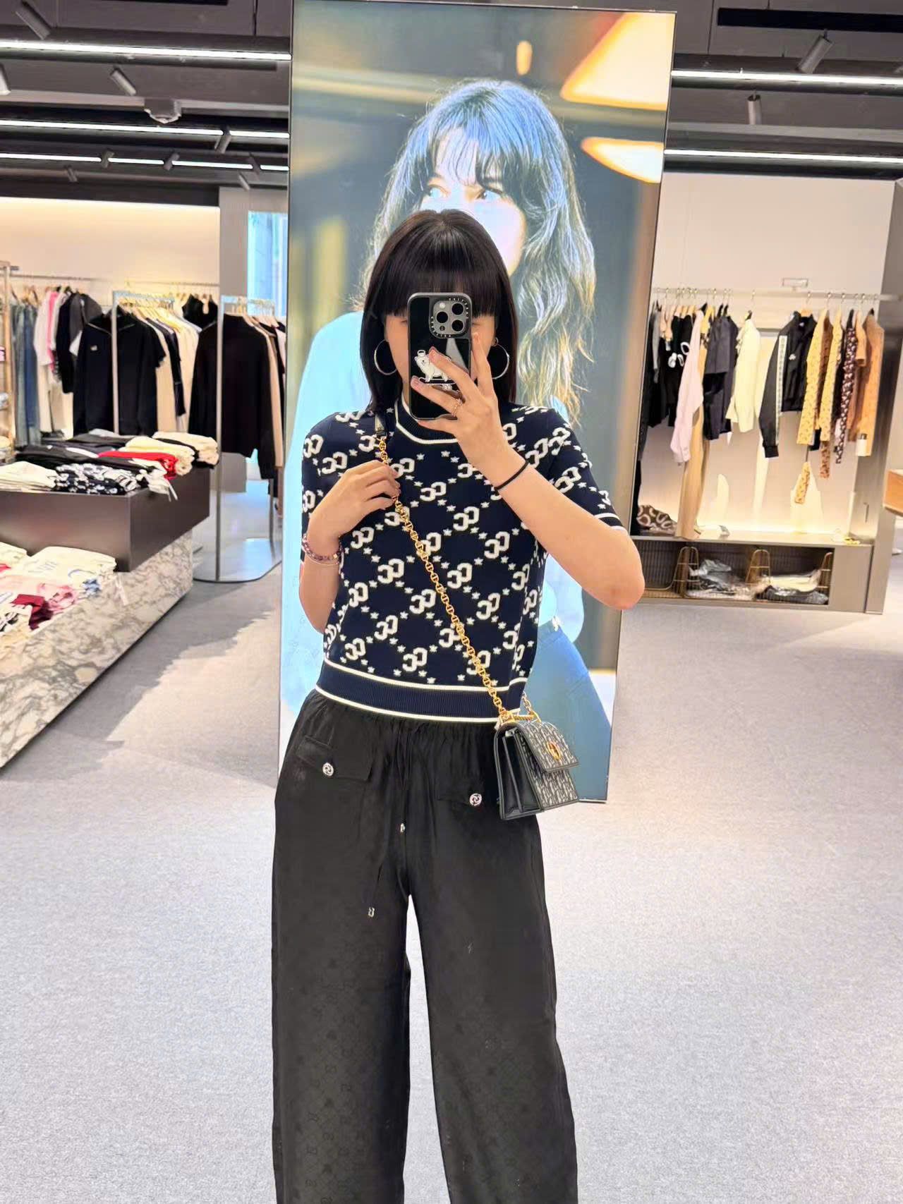 Áo len ngắn tay full logo - xanh navy