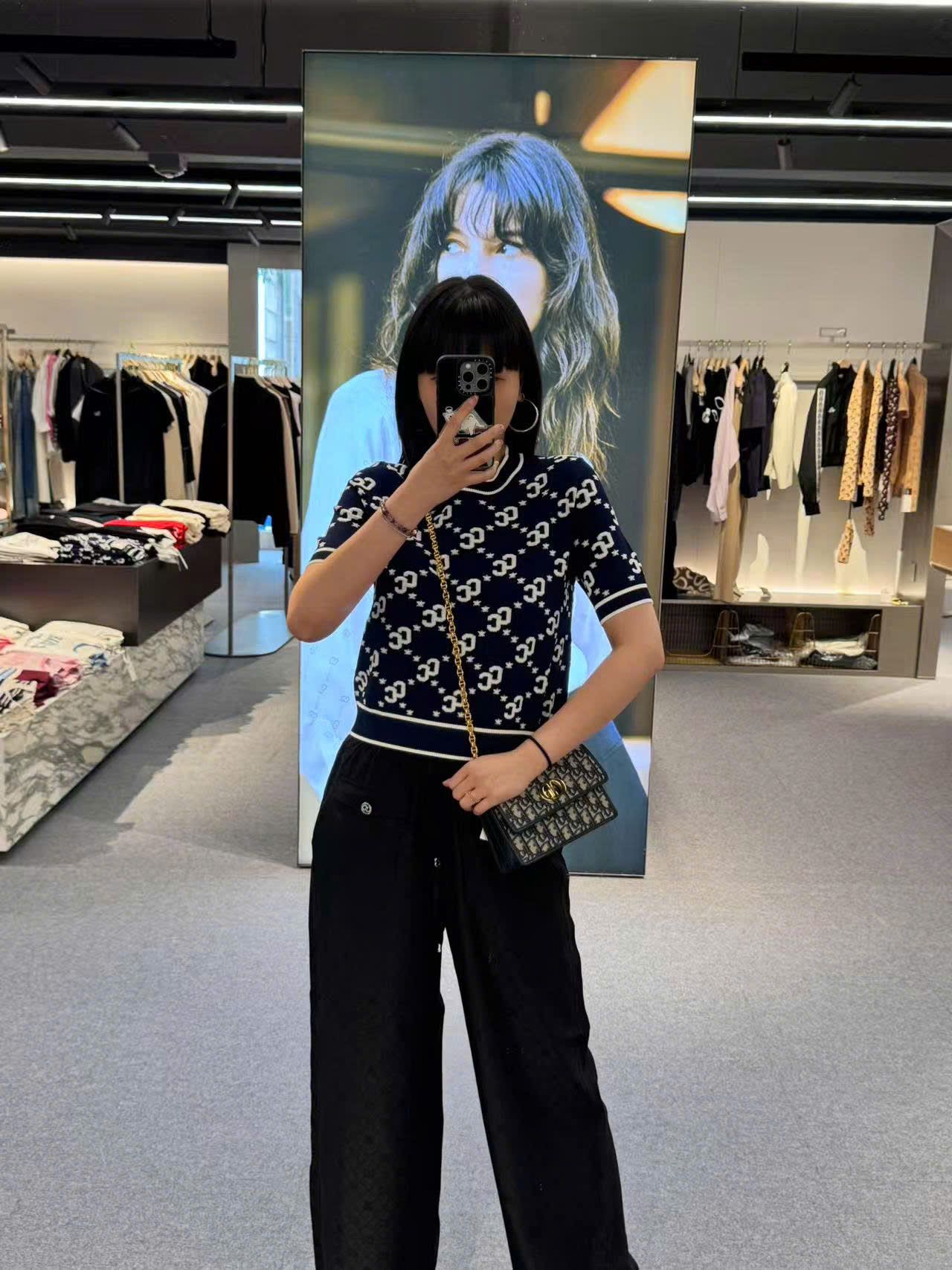 Áo len ngắn tay full logo - xanh navy