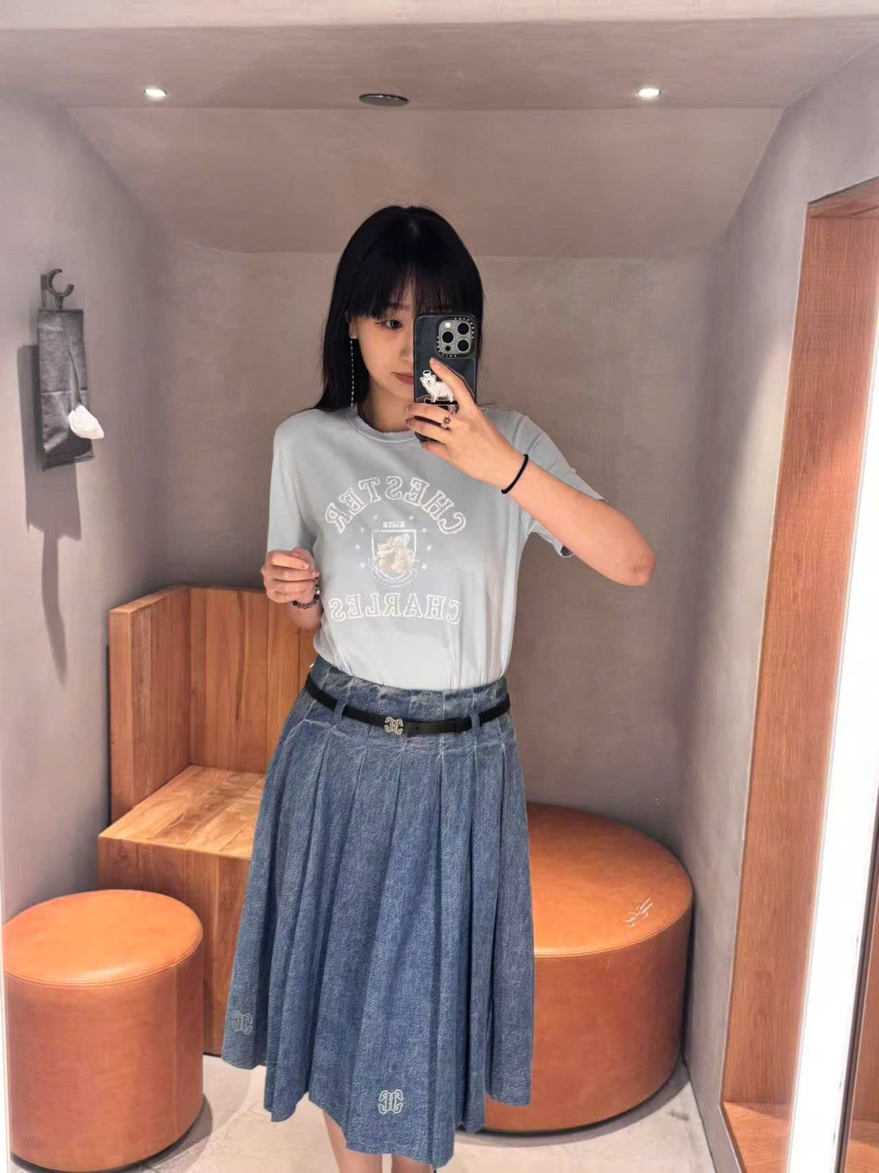 Chân váy dài jean, logo gấu kèm Belt da