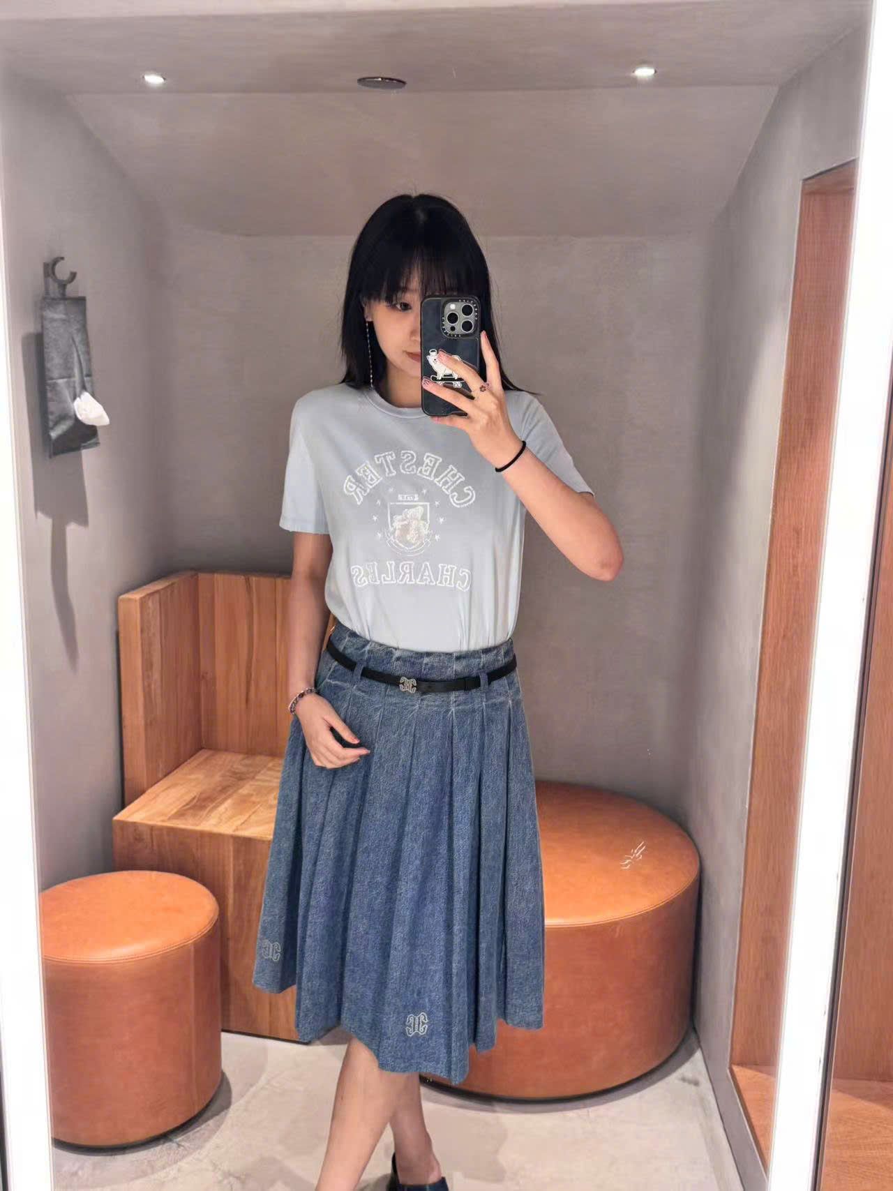 Chân váy dài jean, logo gấu kèm Belt da