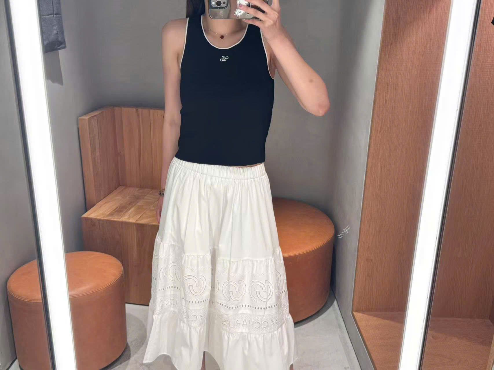Áo 3 lỗ đen viền trắng