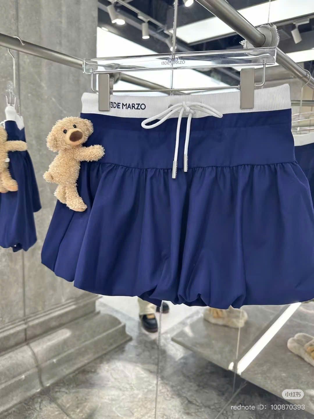 Set áo và váy xanh thủy thủ gấu