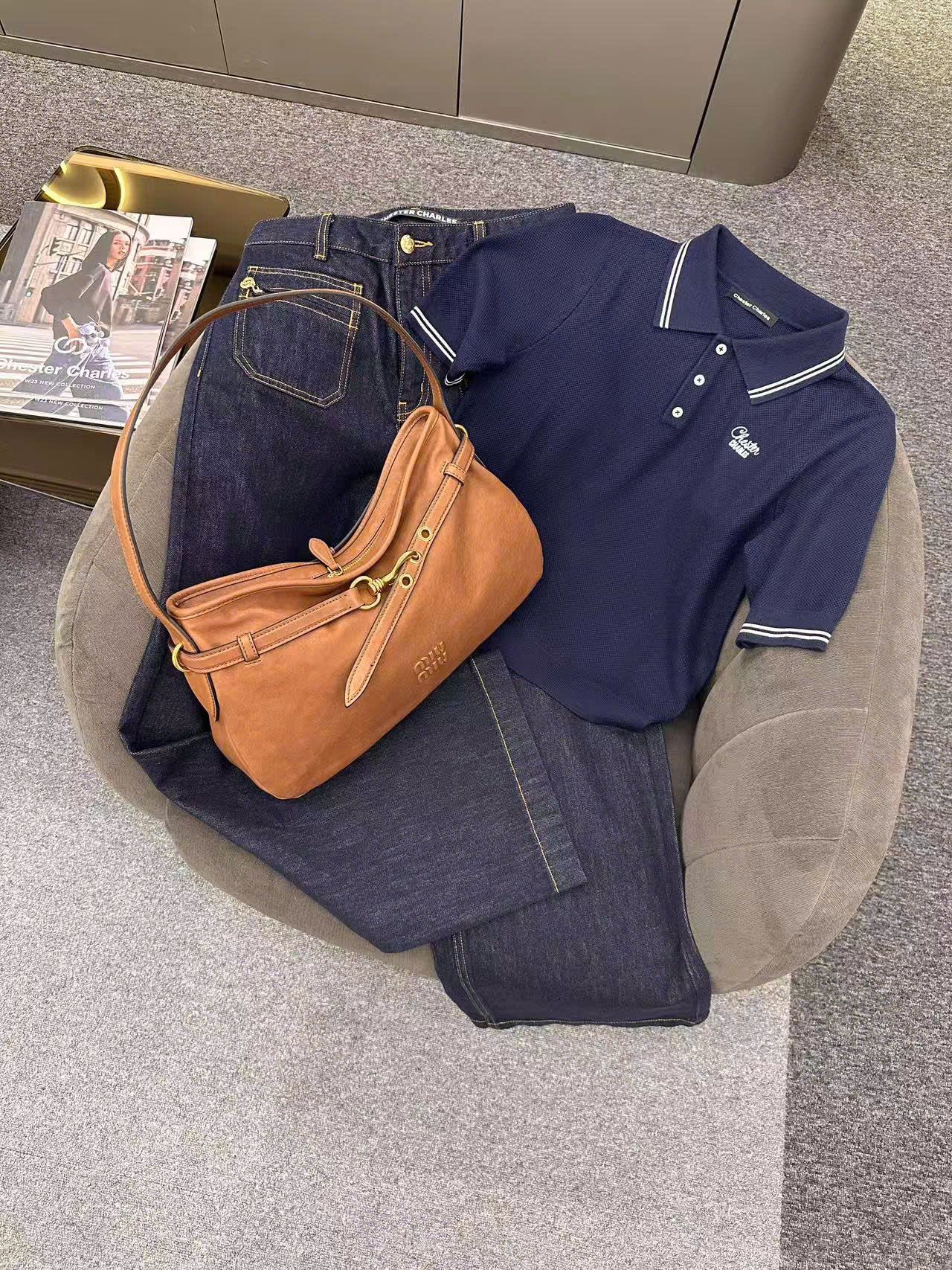 Áo polo xanh navy- 3 cúc viền trắng