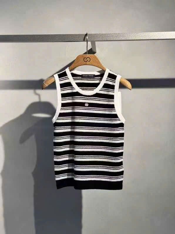 Áo tanktop trắng đen kẻ ngang,logo hồng