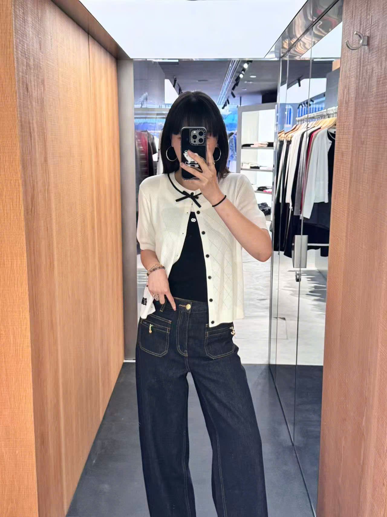 Áo CDG trắng ngắn tay - viền nơ đen