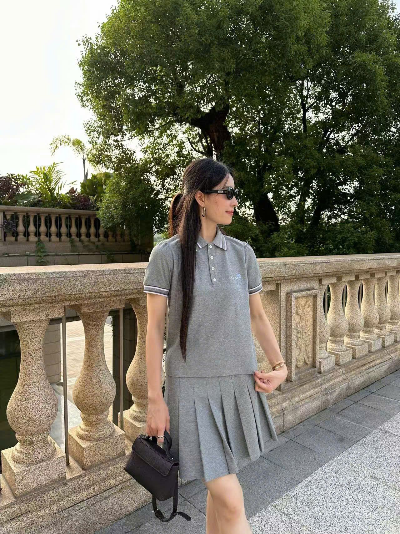 Áo Polo xám phối sọc - cúc trắng (set)