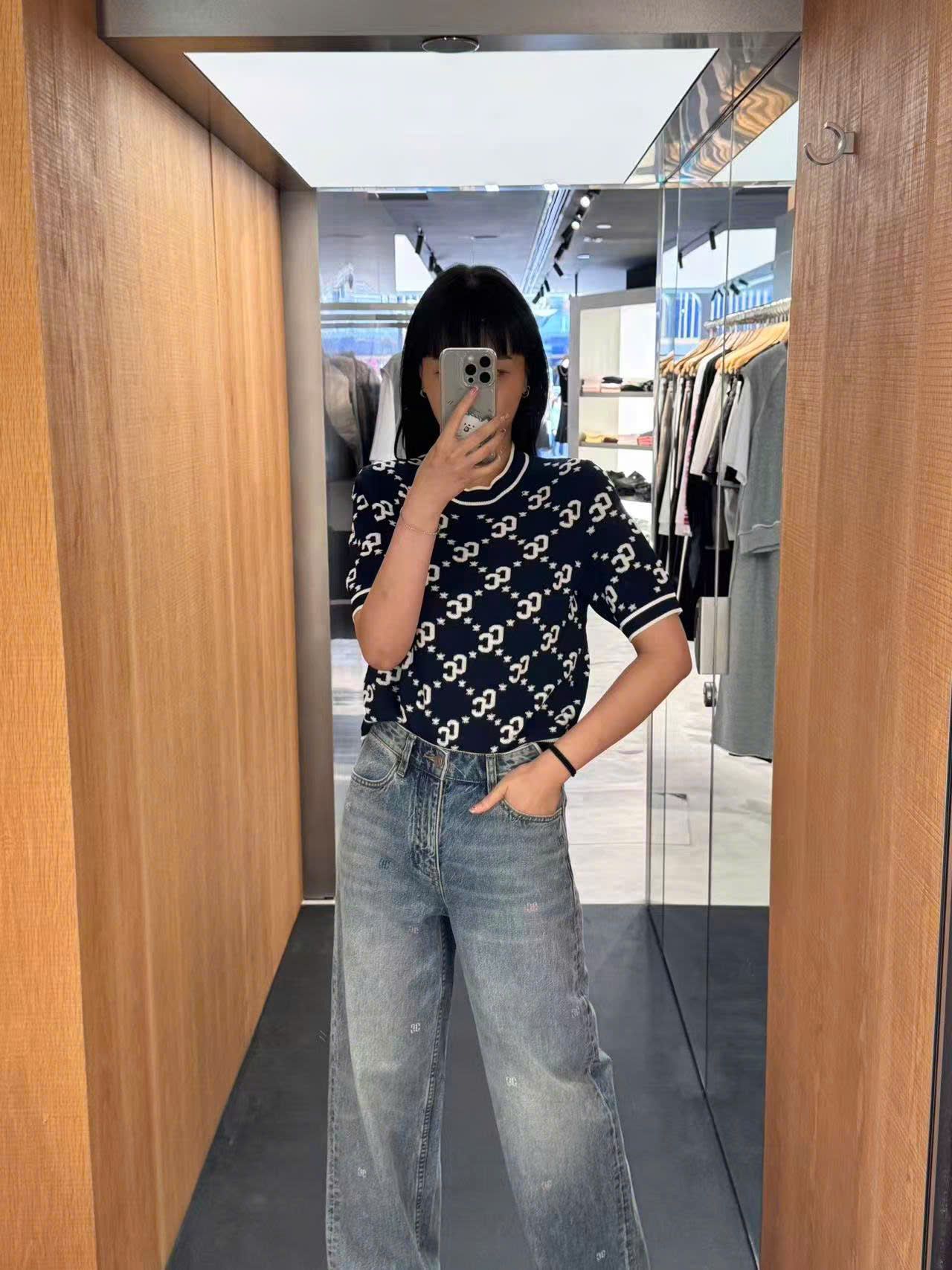 Quần jean - logo New ss