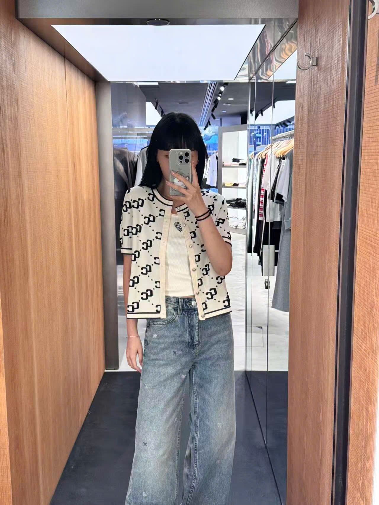 Quần jean - logo New ss