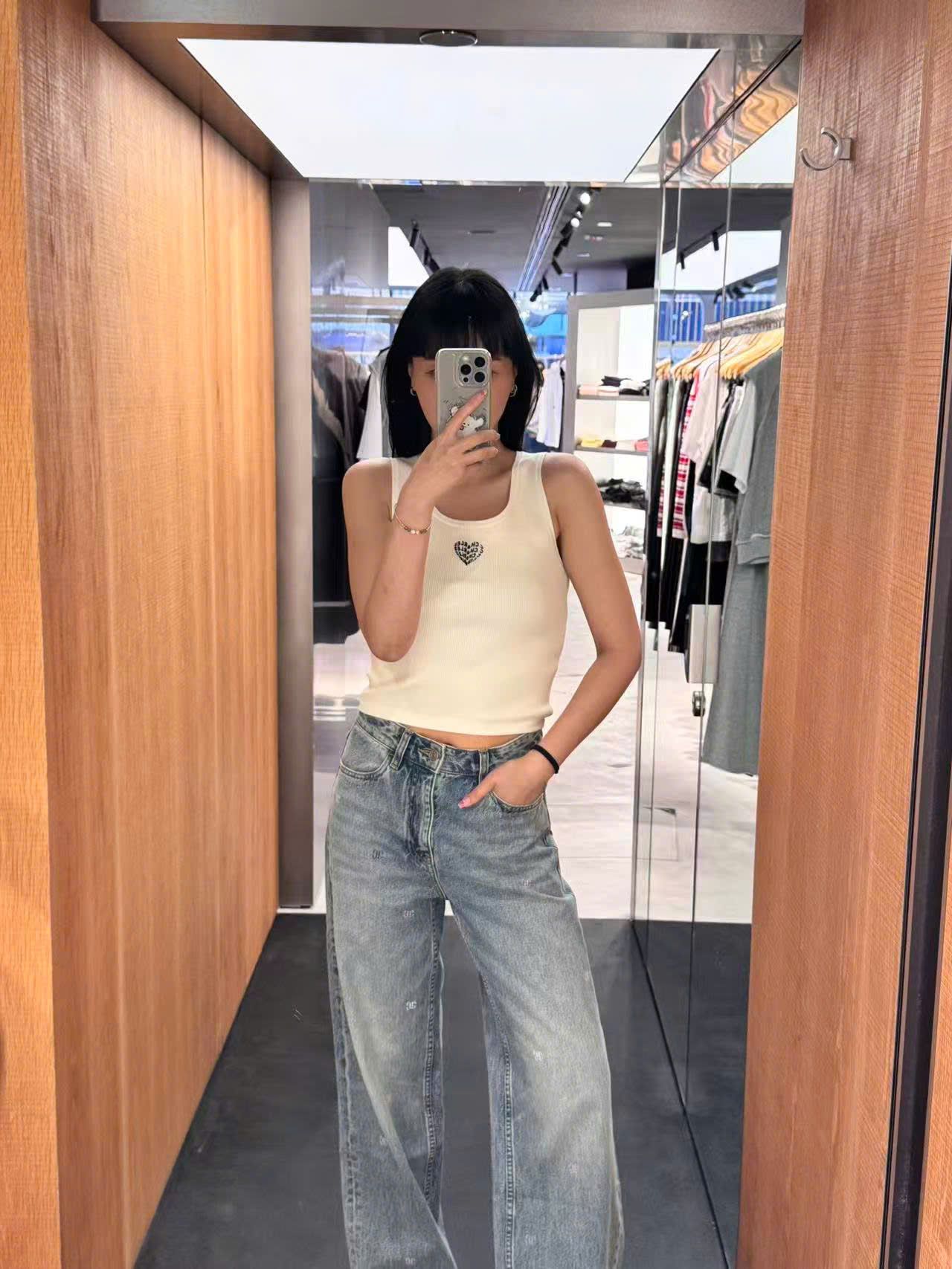 Quần jean - logo New ss
