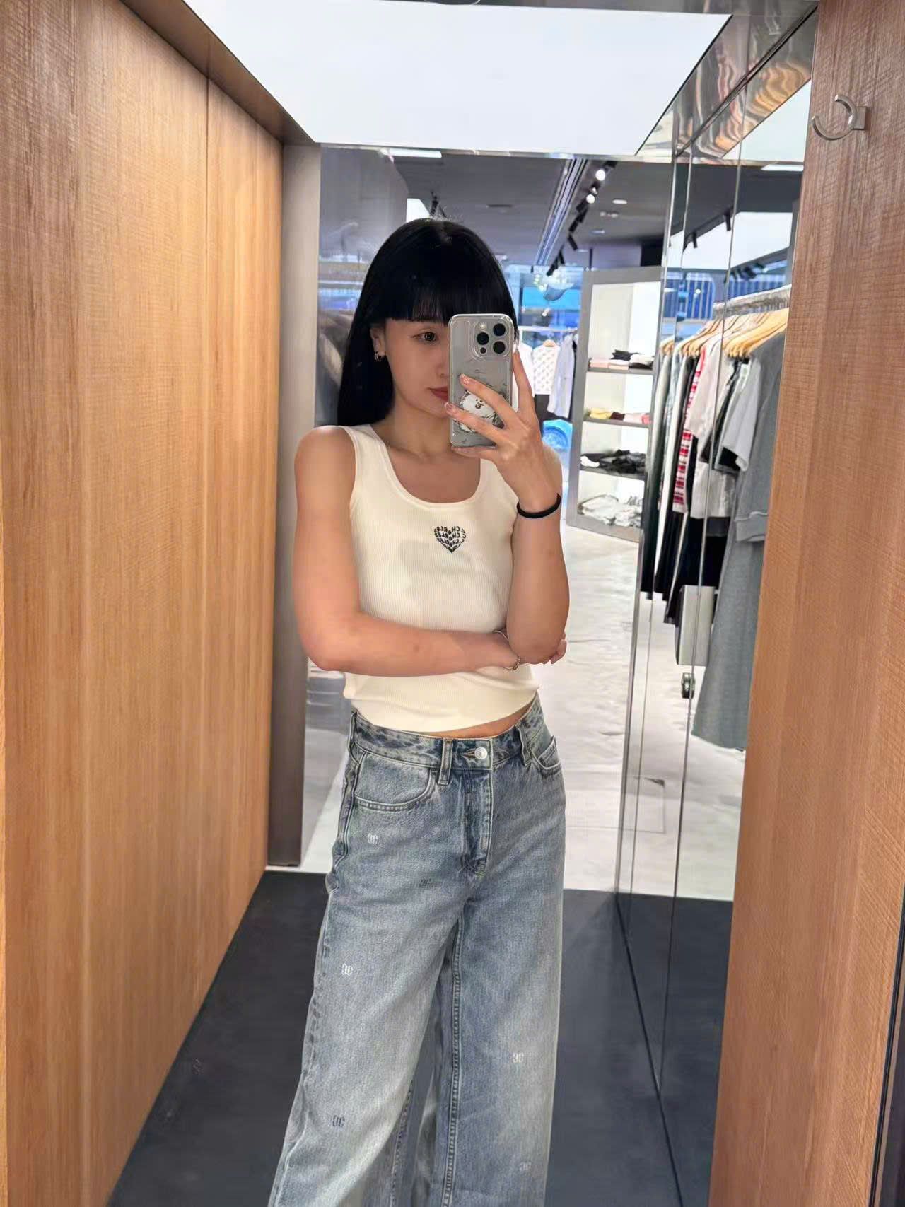 Quần jean - logo New ss