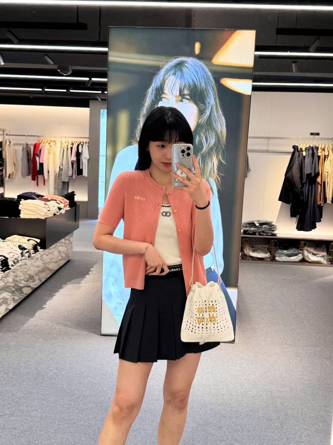 Áo CDG ngắn tay Hồng cài cúc