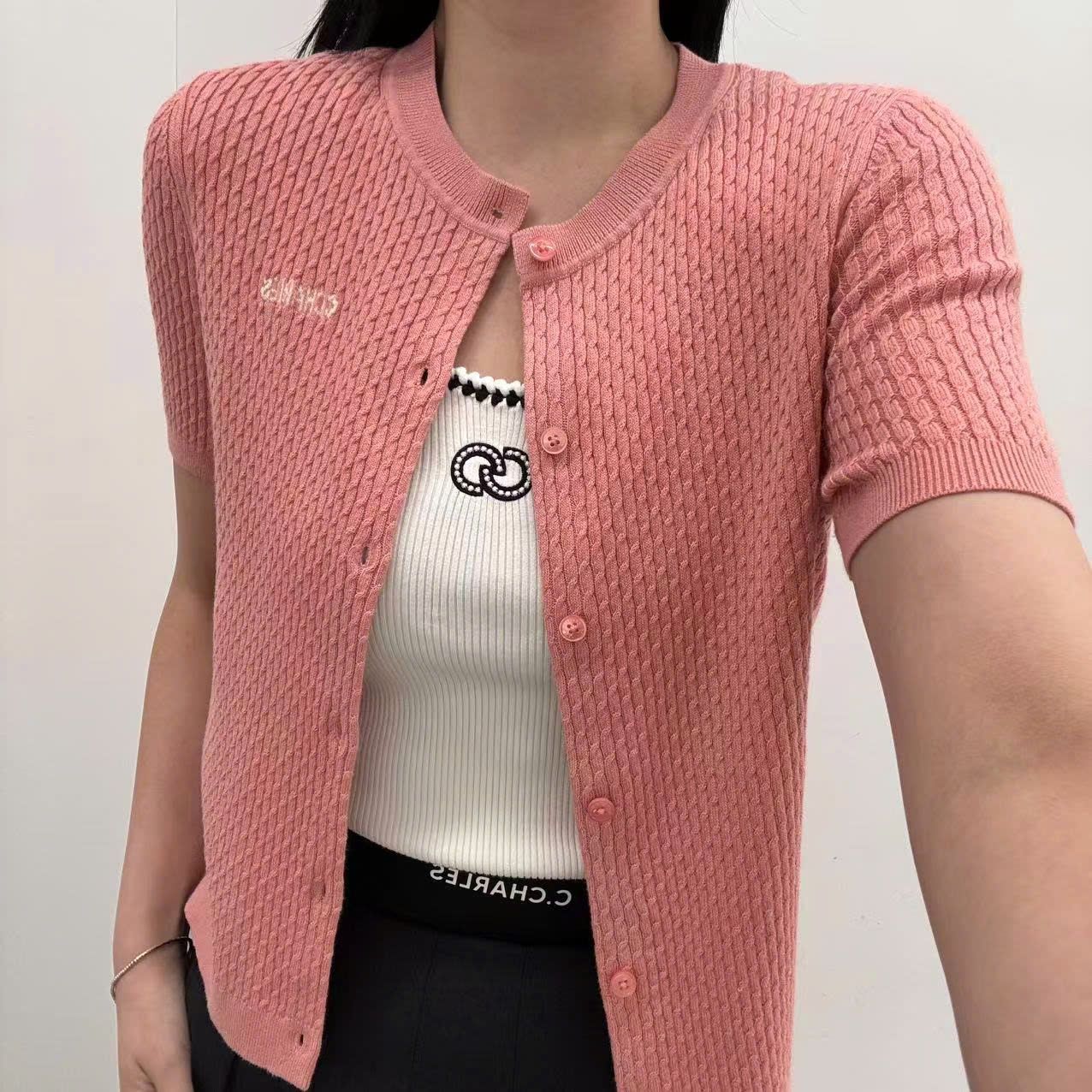 Áo CDG ngắn tay Hồng cài cúc