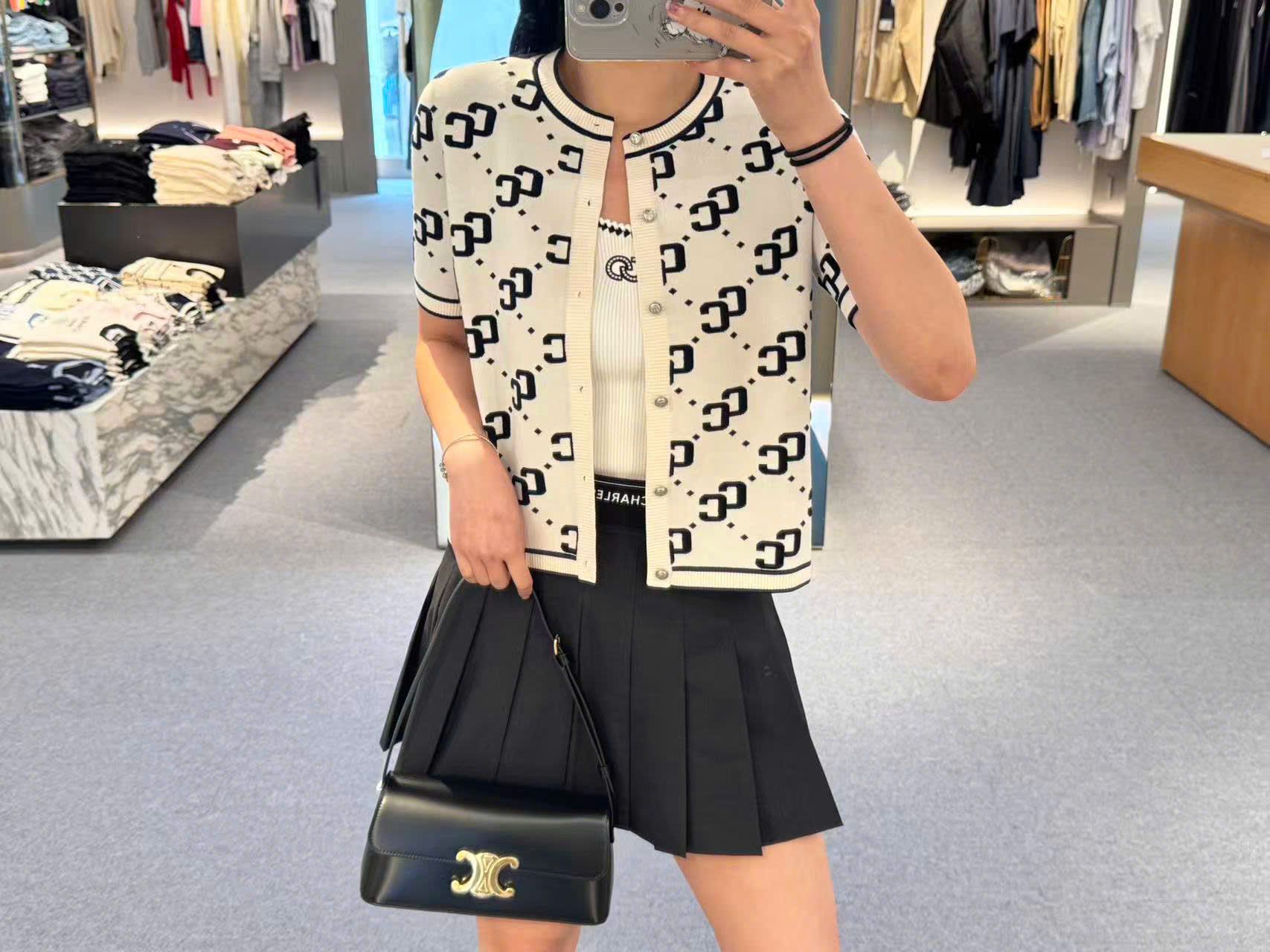 Áo CDG trắng ngắn tay full logo CC