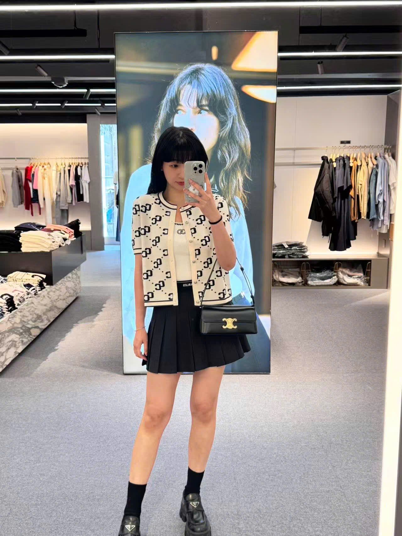 Áo CDG trắng ngắn tay full logo CC