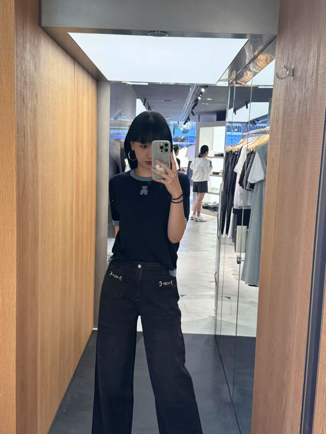Quần jean đen mài, 2 túi trước xích bạc