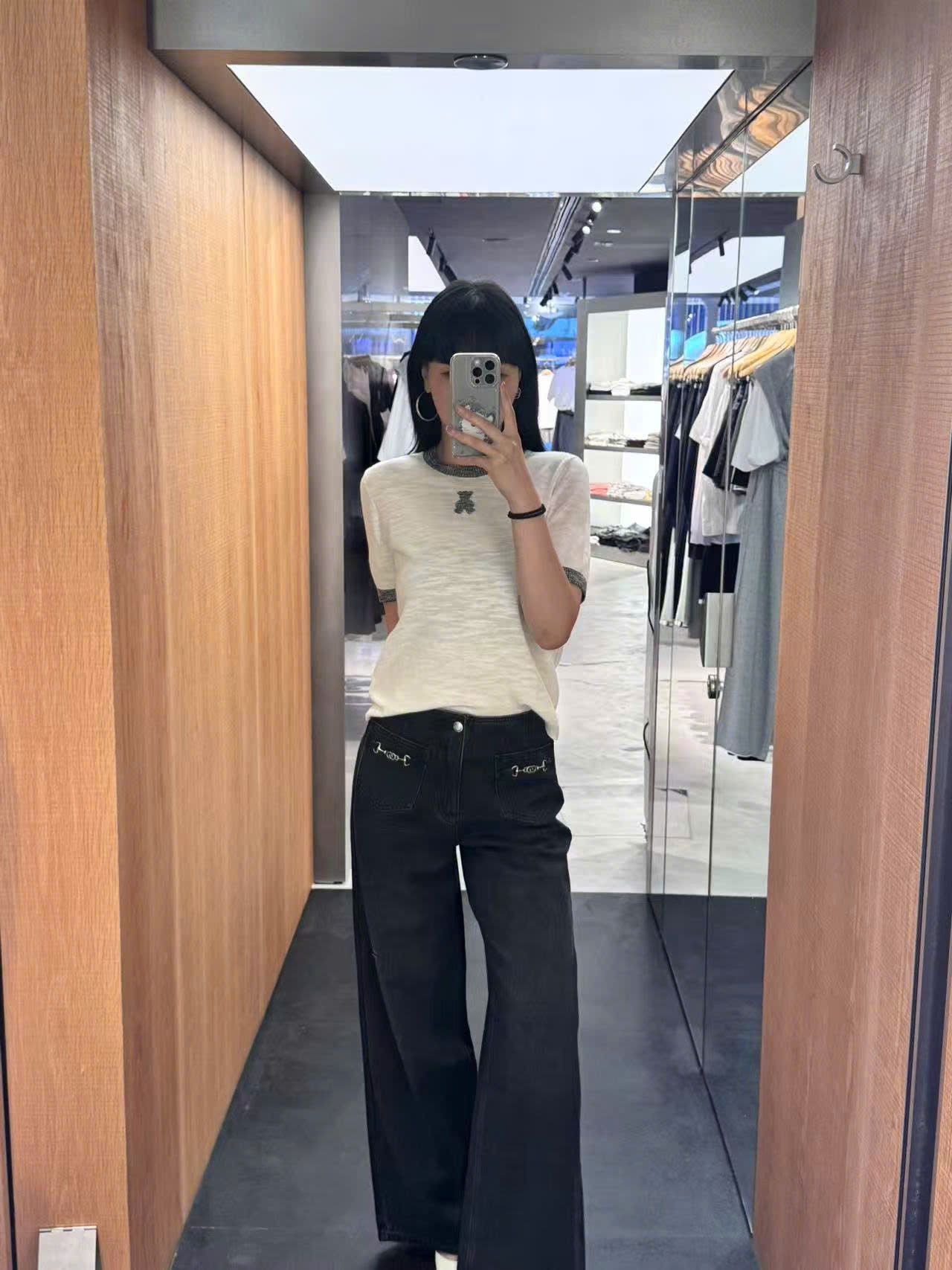 Quần jean đen mài, 2 túi trước xích bạc