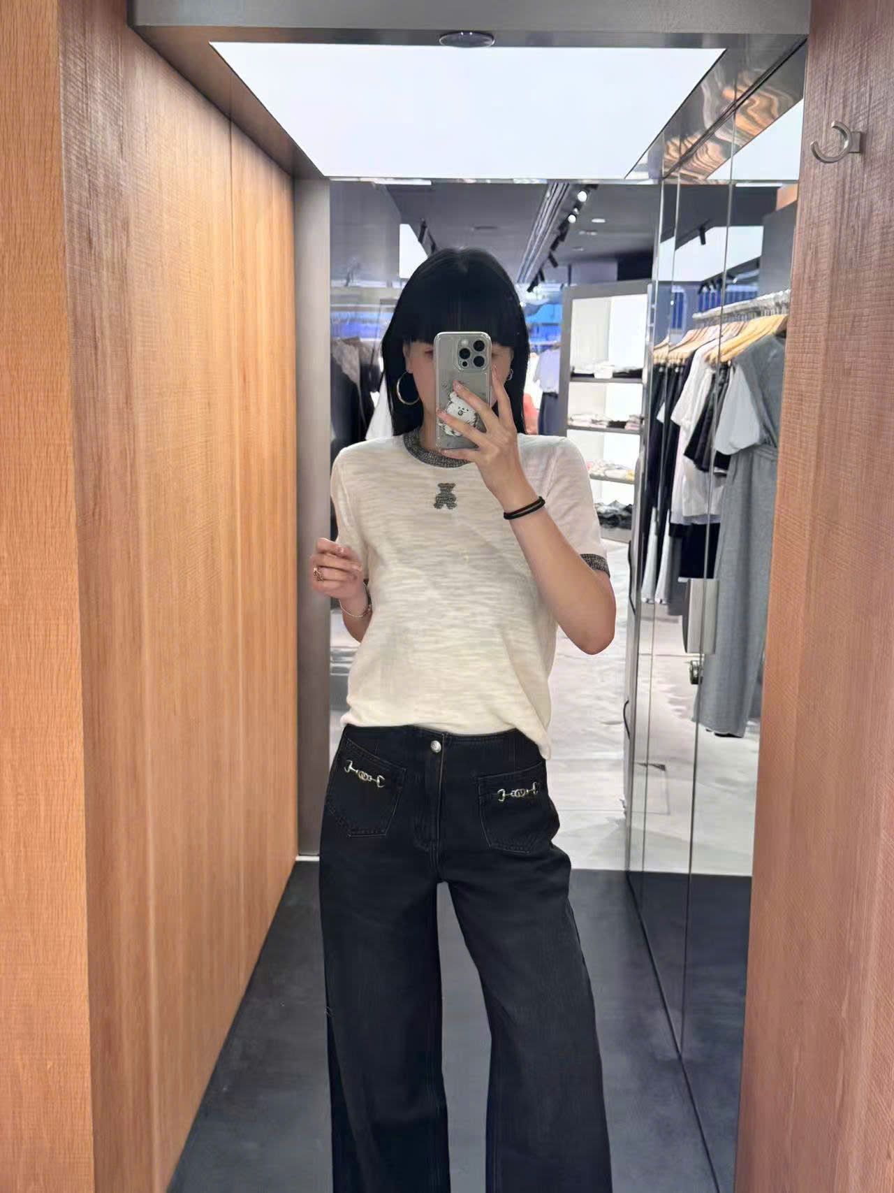 Quần jean đen mài, 2 túi trước xích bạc