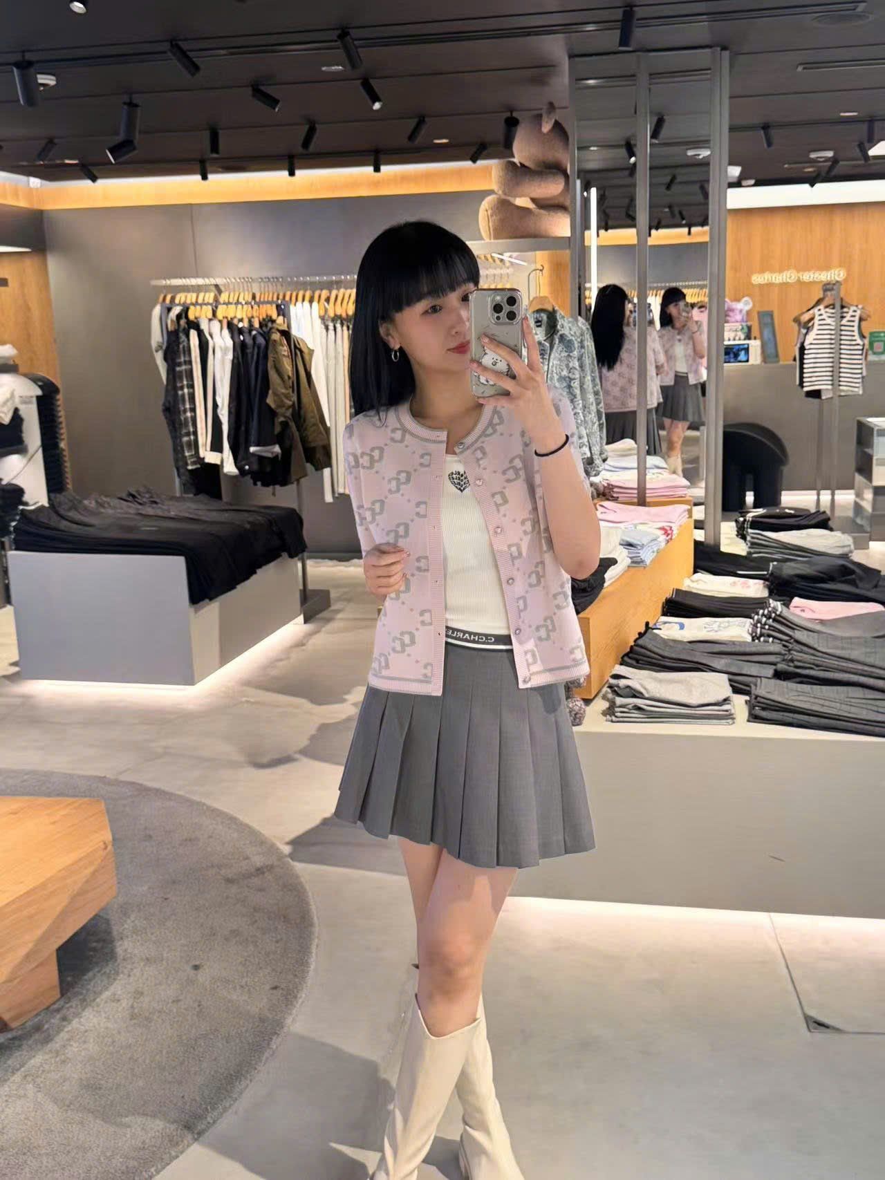 Áo CDG hồng ngắn tay full logo CC xám