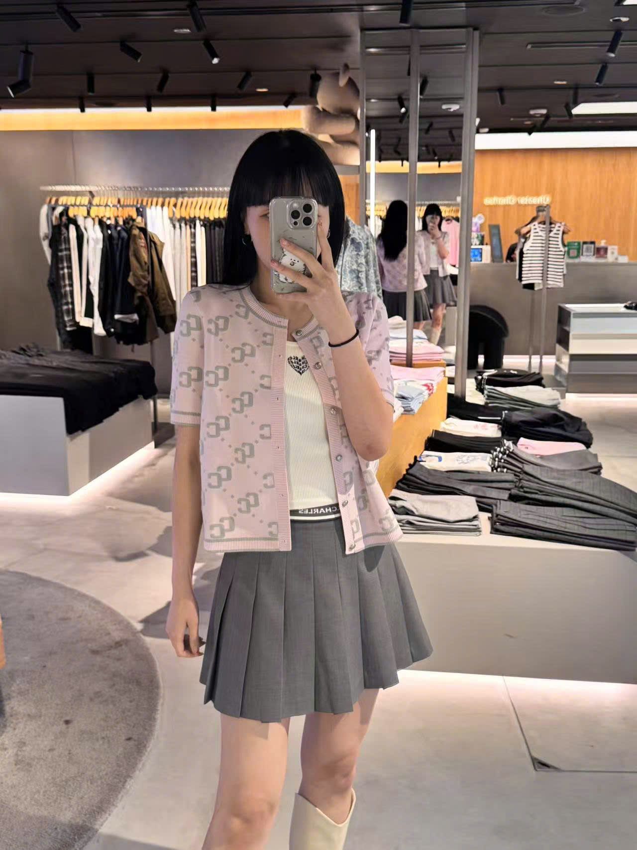 Áo CDG hồng ngắn tay full logo CC xám