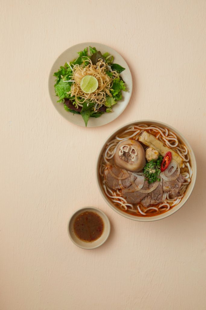 Bún Bò Giò Gân