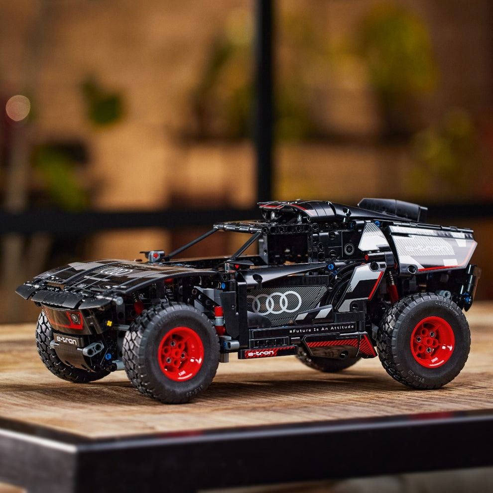 Lego Technic Siêu Xe Audi RS Q e-tron 42160