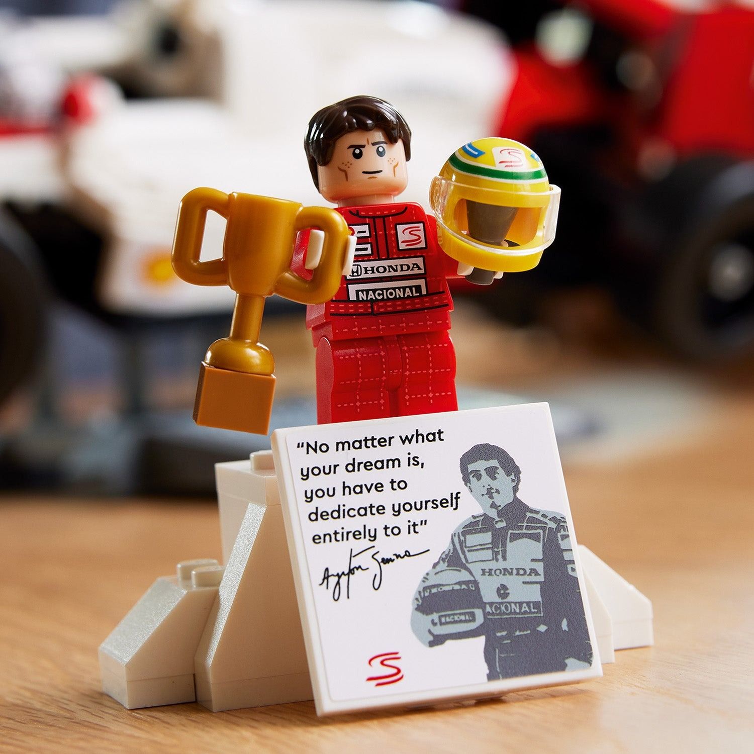 Lego Icons Siêu xe thể thao McLaren F1 Mp4/4 10330