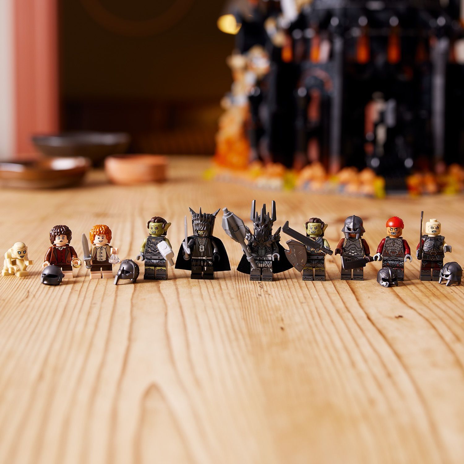 Lego Icons The Lord of the Rings Chúa tể của những chiếc nhẫn: Barad-dûr 10333