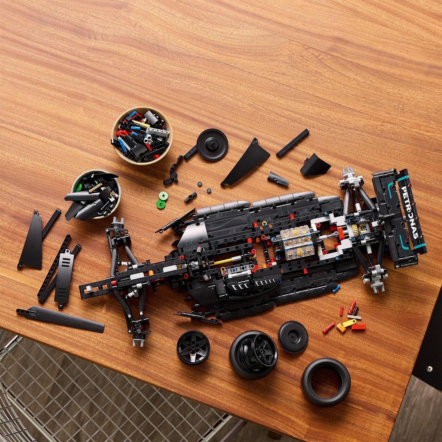Lego Technic Siêu Xe Mercedes-AMG F1 W14 E Performance 42171