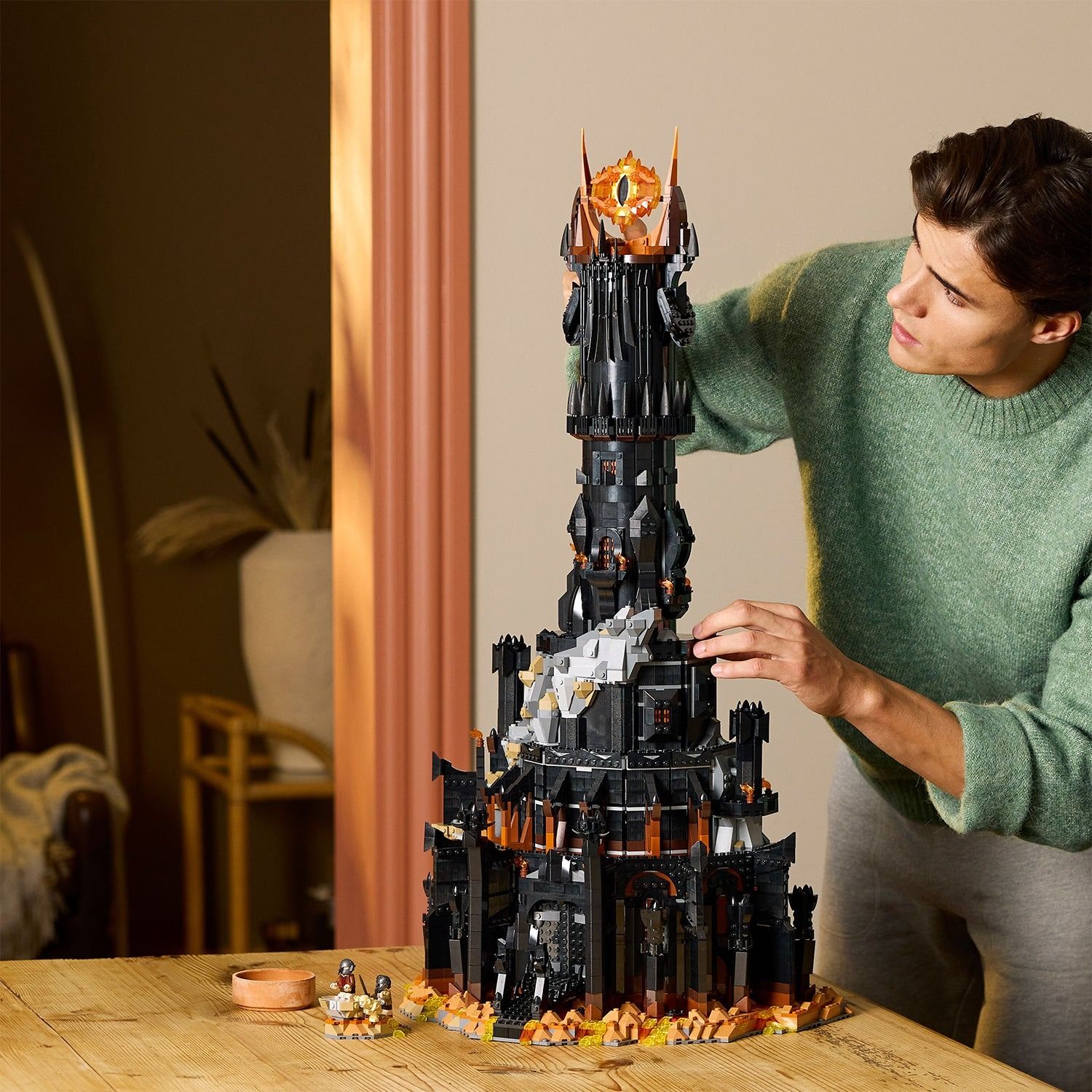 Lego Icons The Lord of the Rings Chúa tể của những chiếc nhẫn: Barad-dûr 10333