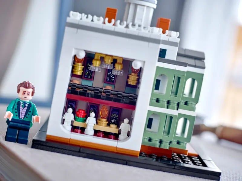 Lego Biệt Thự Ma Ám Mini Disney The Haunted Mansion 40521