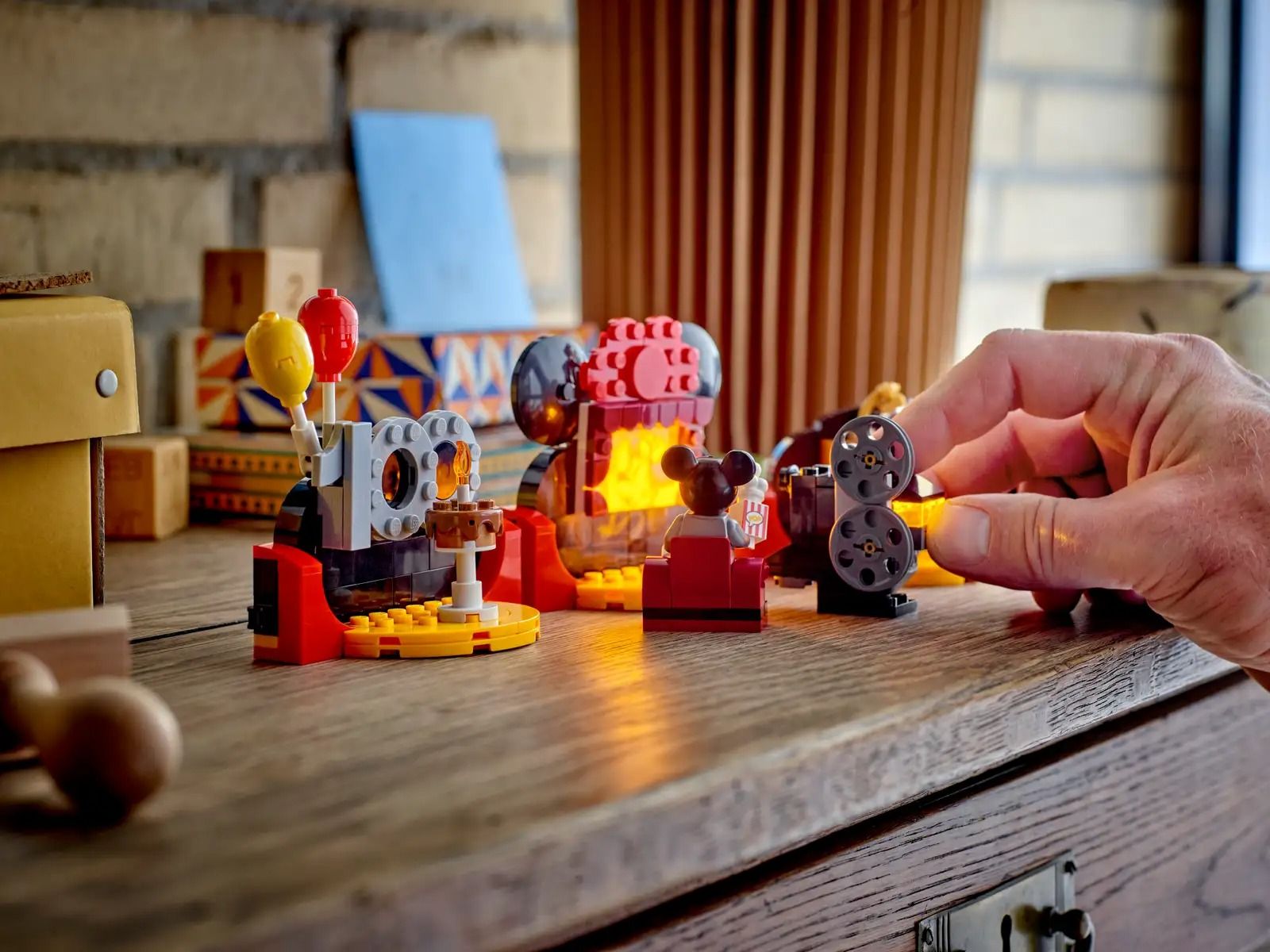 Lego Disney 100 Years Kỷ Niệm 100 Năm Disney 40600