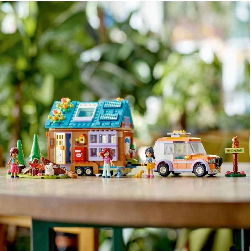 Lego Friends Ngôi Nhà Nhỏ Di Động 41735