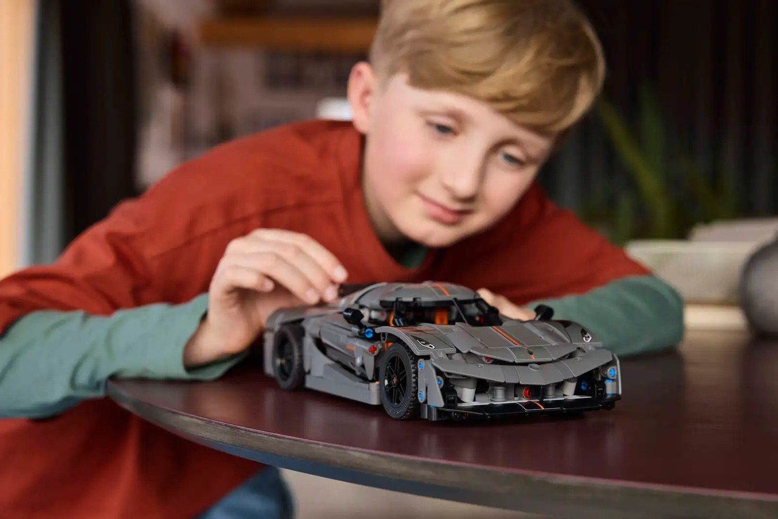 Lego Xe thể thao Koenigsegg Jesko Absolut 42173