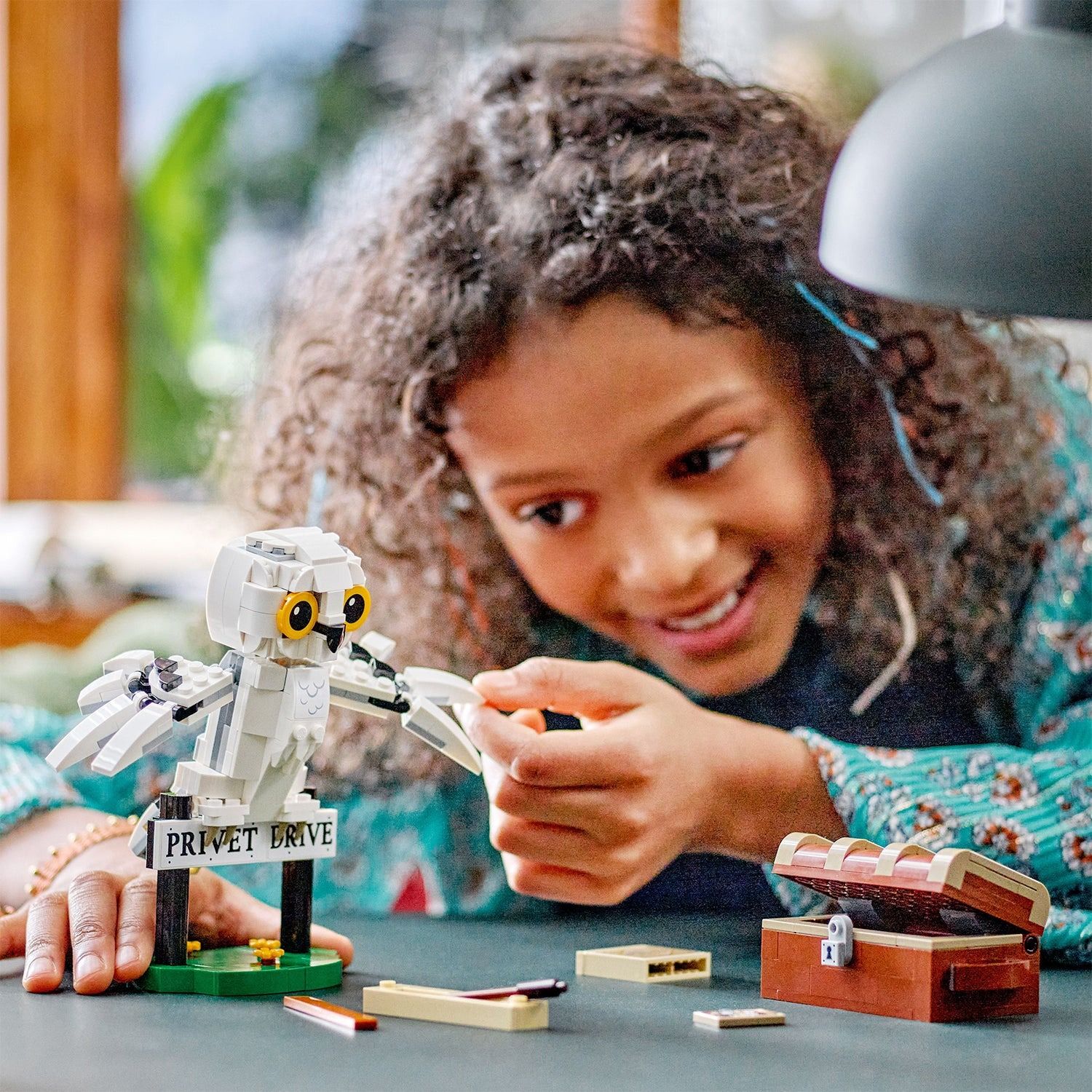 Lego Harry Potter Hedwig™ at 4 Privet Drive 76425