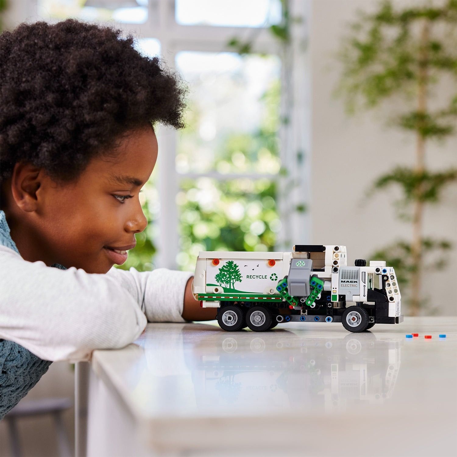 Lego Technic Xe Rác 42167
