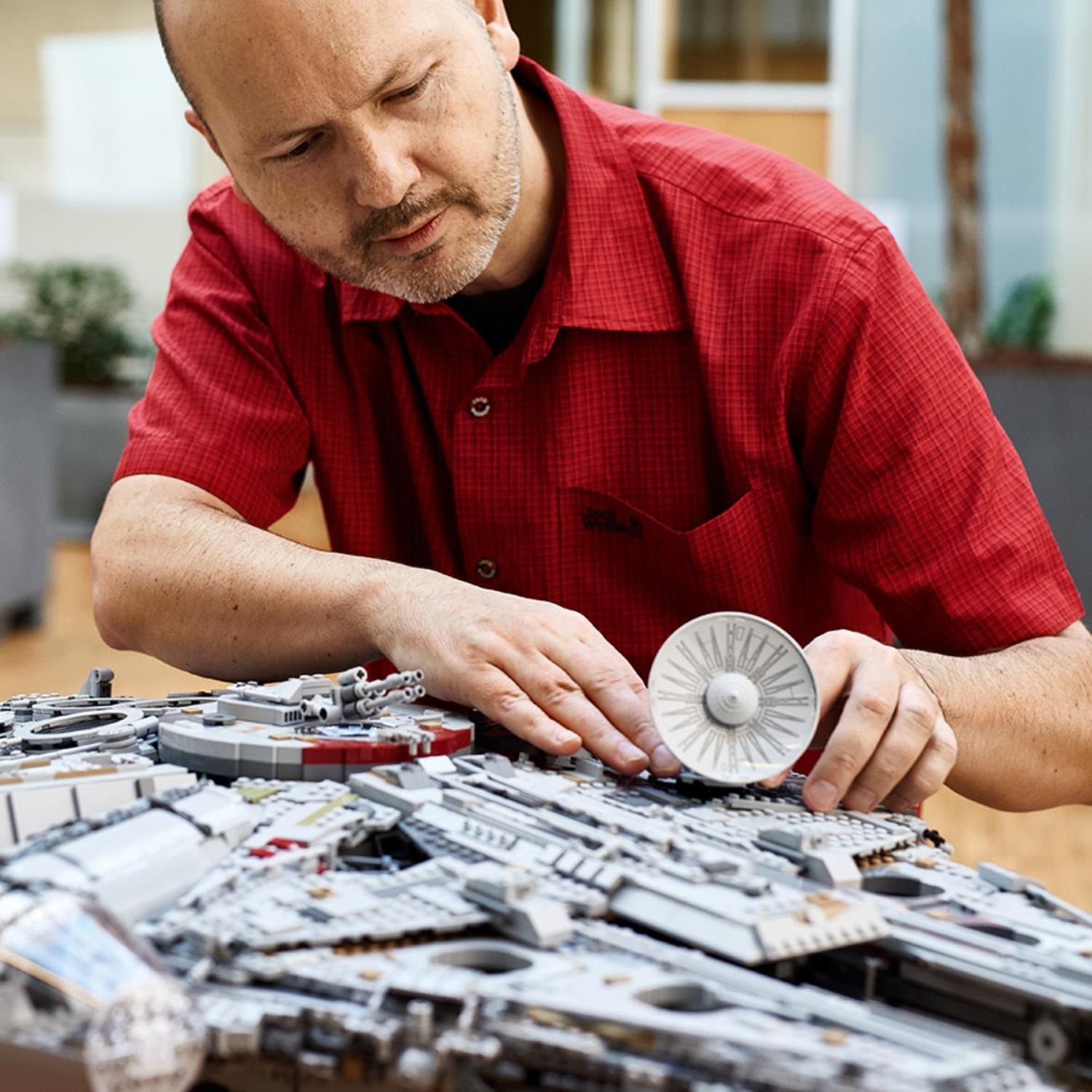 Lego Star Wars Tàu Millennium Falcon UCs 75192