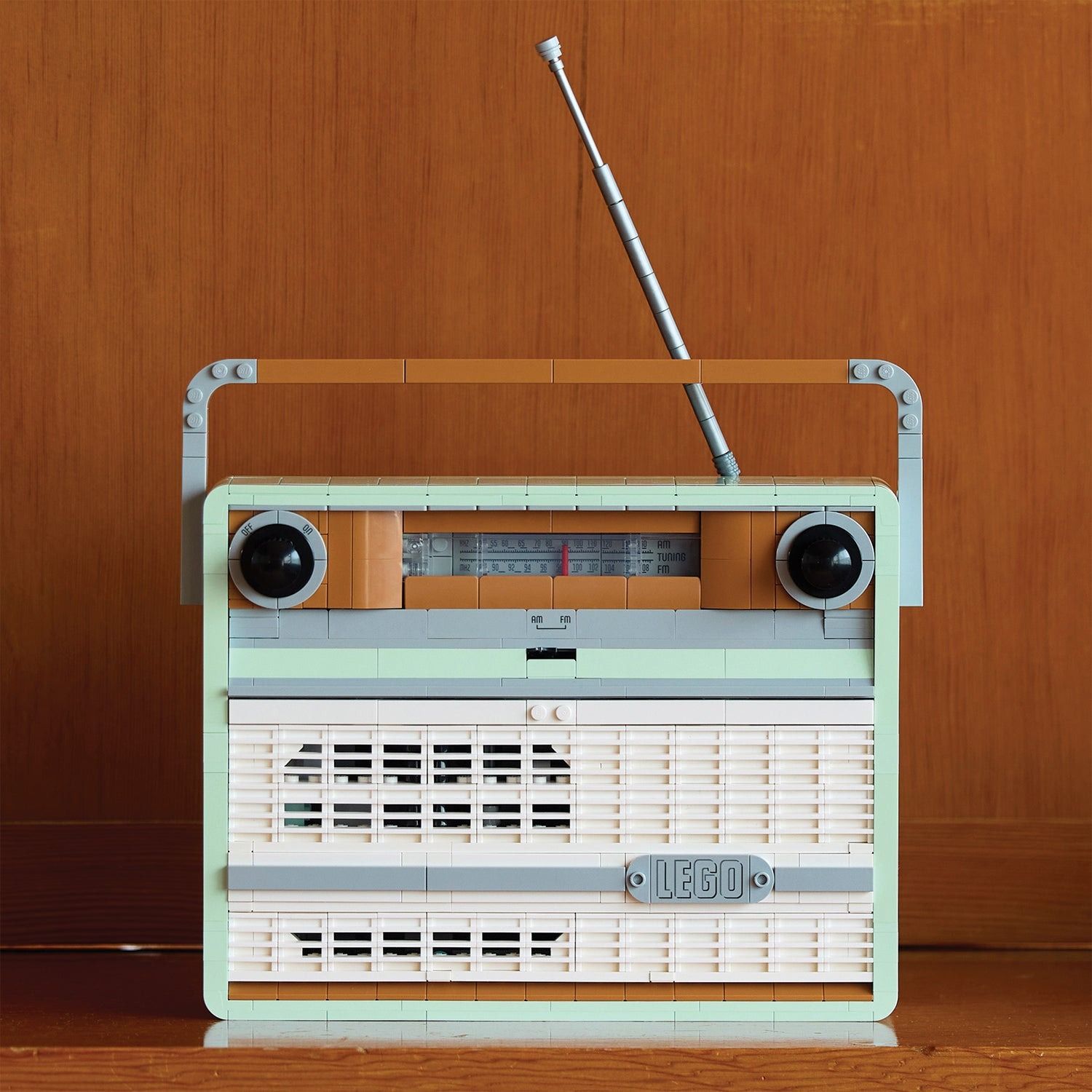 Lego Icons Retro Radio Đài phát thanh cổ điển 10334