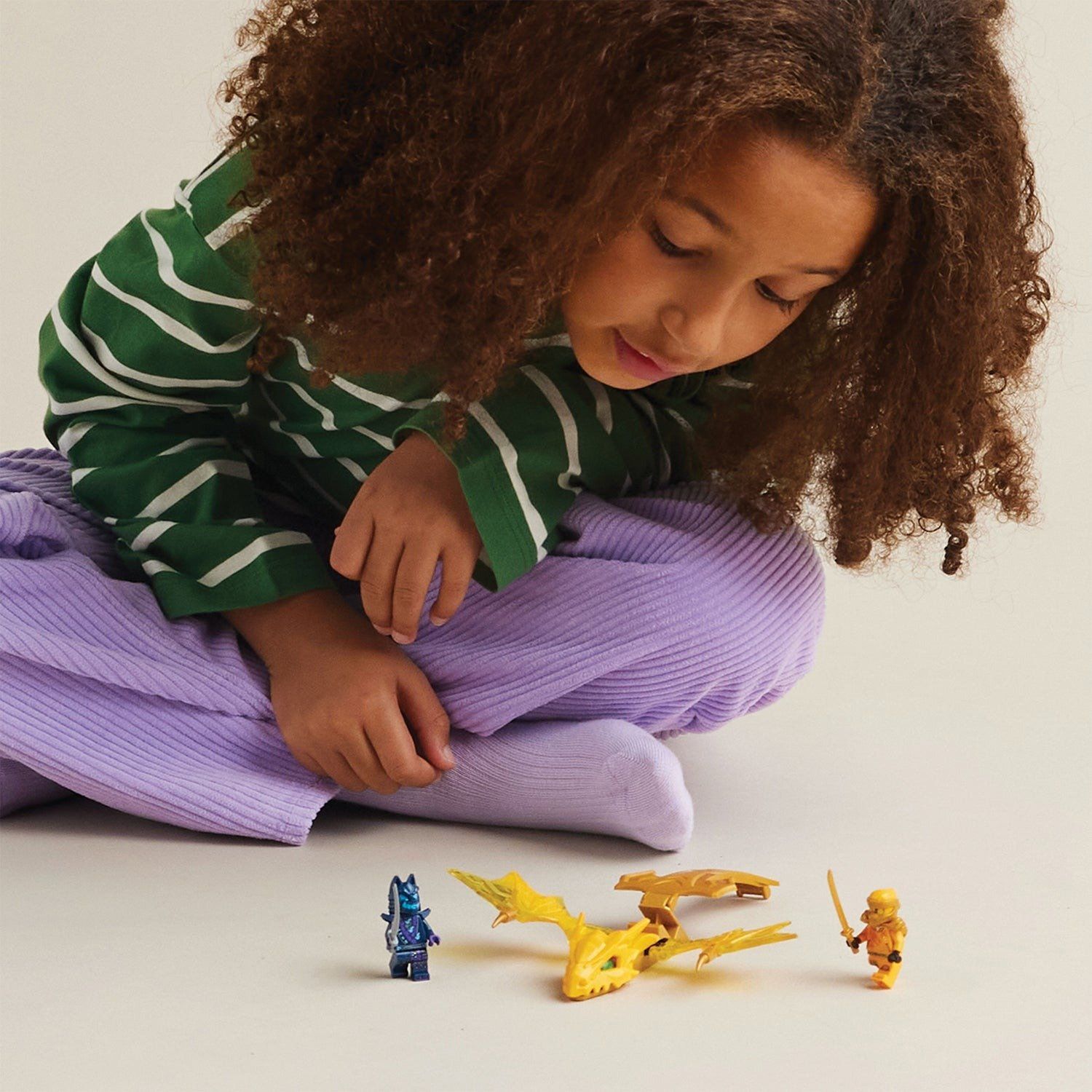 Lego Ninjago Bệ phóng rồng thần của Arin 71803