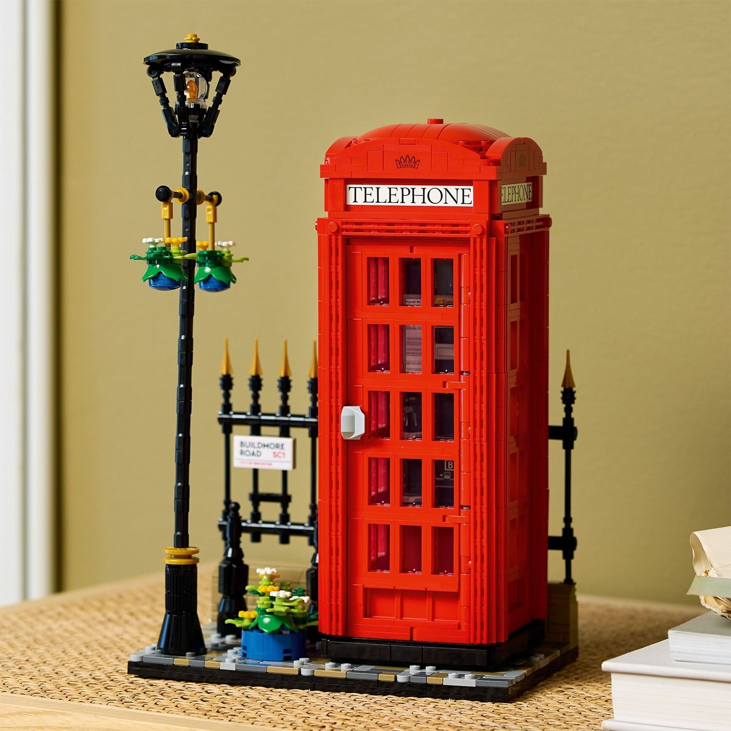 Lego Ideas Red London Telephone Box Hộp Điện Thoại 21347