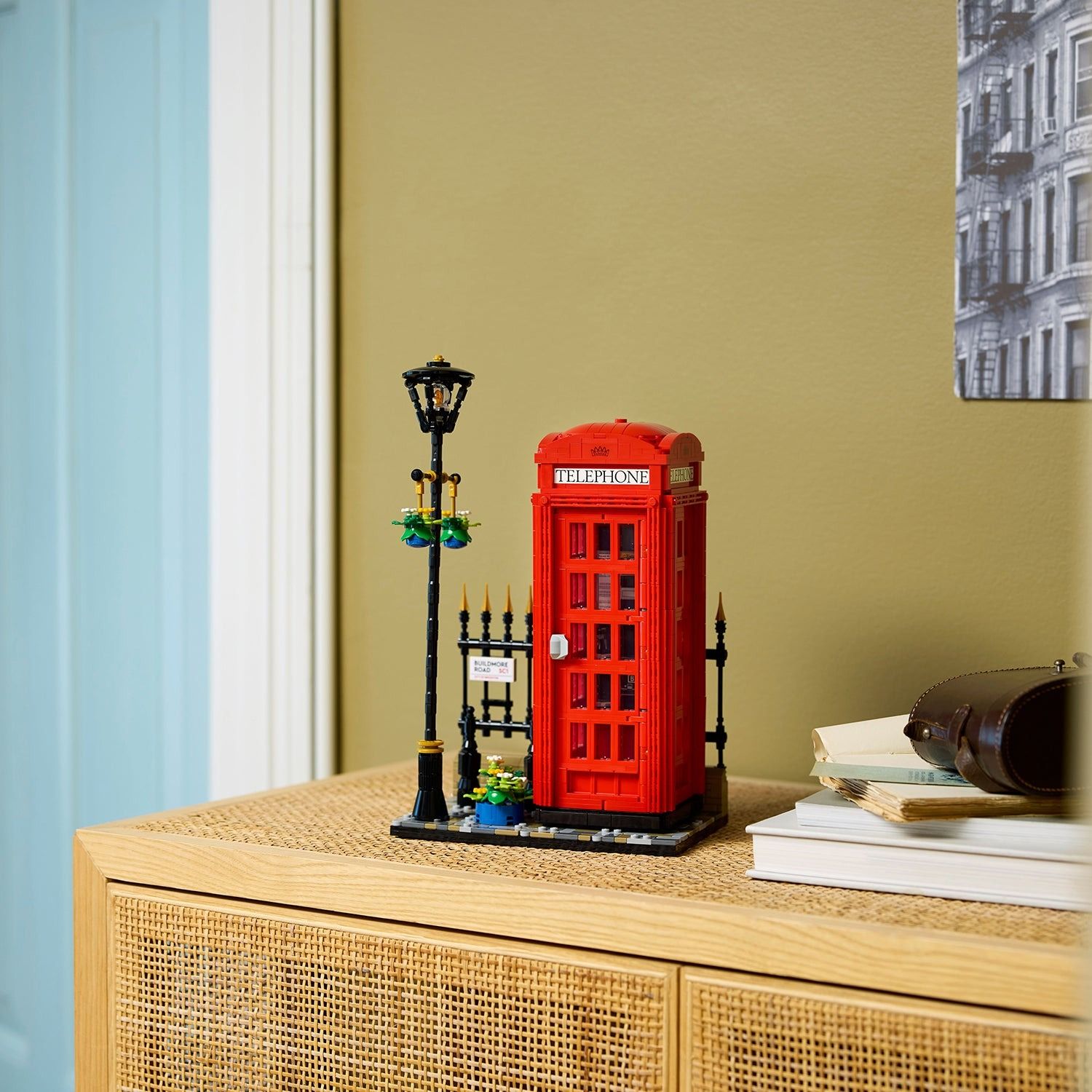 Lego Ideas Red London Telephone Box Hộp Điện Thoại 21347