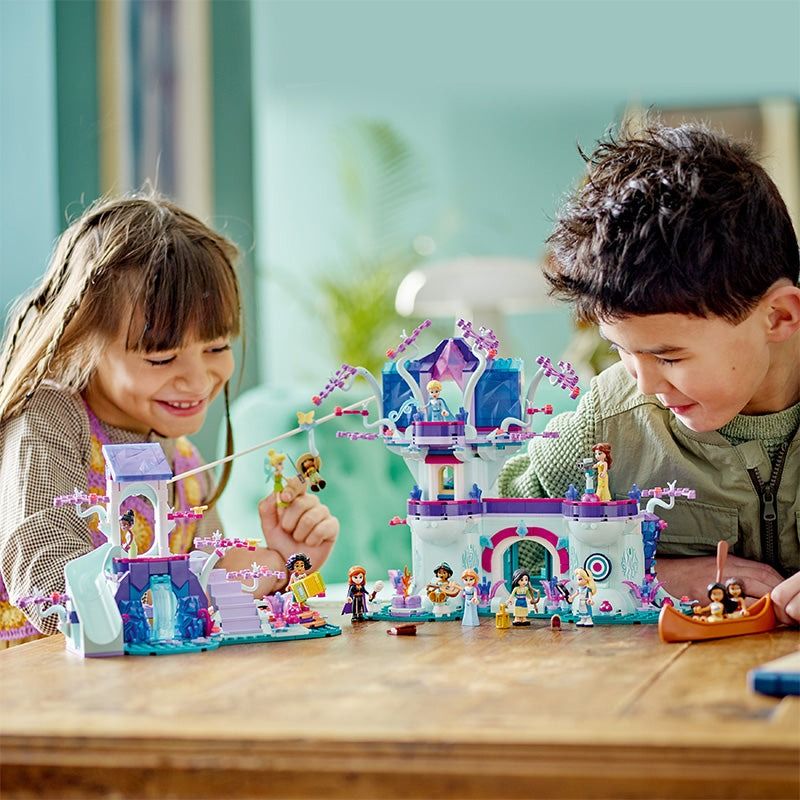 Lego Friends Ngôi Nhà Ma Thuật Trên Cây 43215