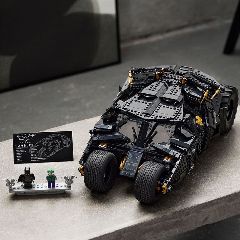 Lego Siêu Xe Chiến Đấu Batmobile Tumbler 76240