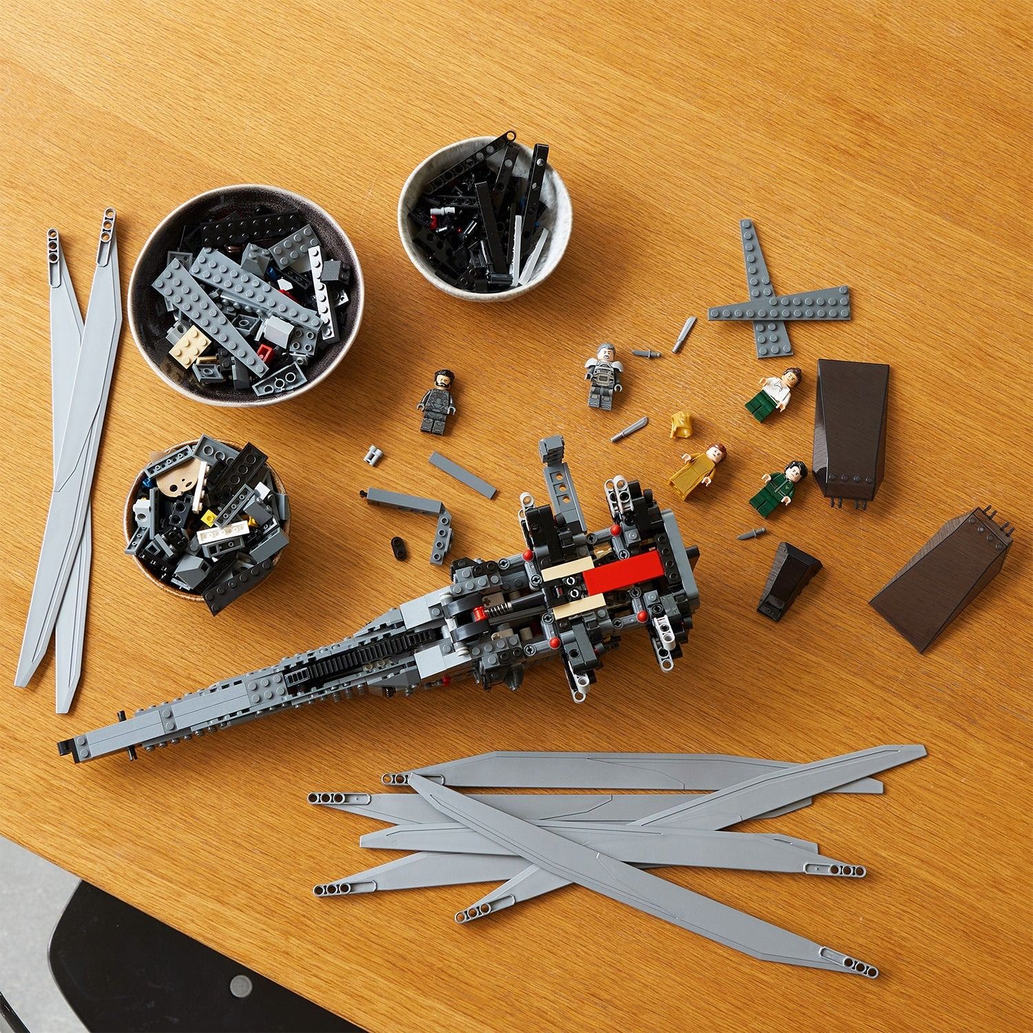 Lego Icons Dune Atreides Royal Ornithopter Đồ Chơi Lắp Ráp 10327