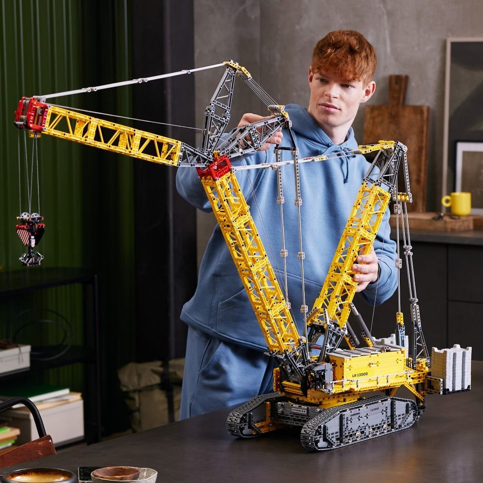 Lego Technic Xe Cần Cẩu Liebherr Crawler Crane 42146